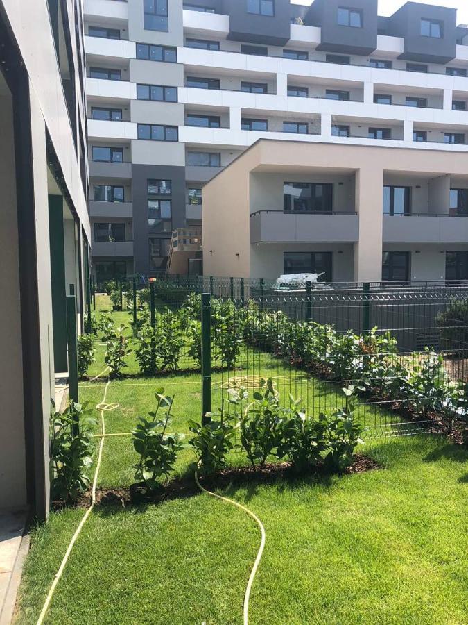 Garden Apartman Radnica - Private Parking Included Kosice Exterior photo